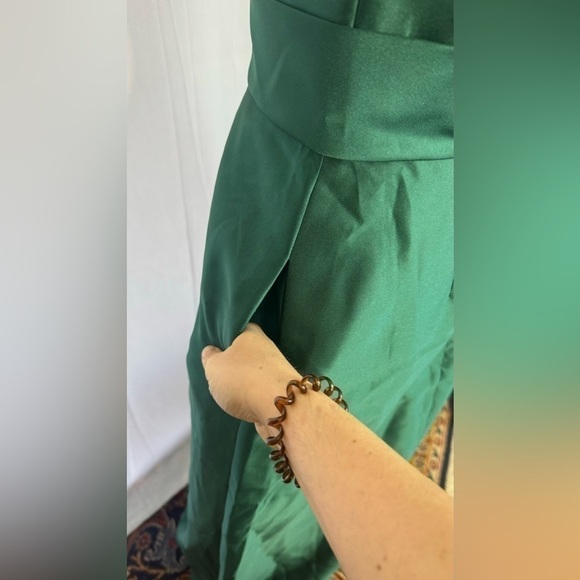 ALFRED SUNG One-Shoulder Green Dress with pockets - Picture 11 of 16